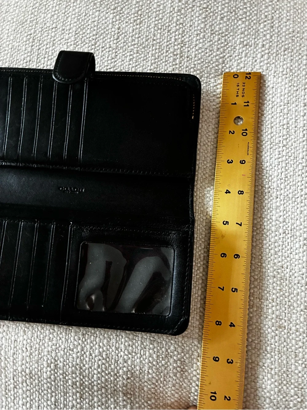 Coach Black Smooth Leather Accordion Zip Continental Wallet